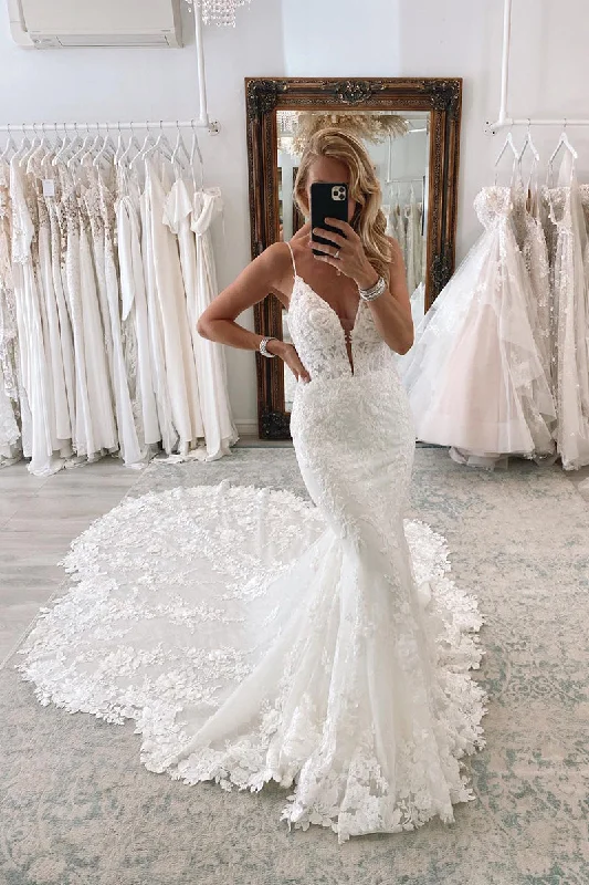 Plunging V -neck Spaghetti Straps Allover Lace Mermaid Wedding Dress QW2140 Strapless Wedding Gown