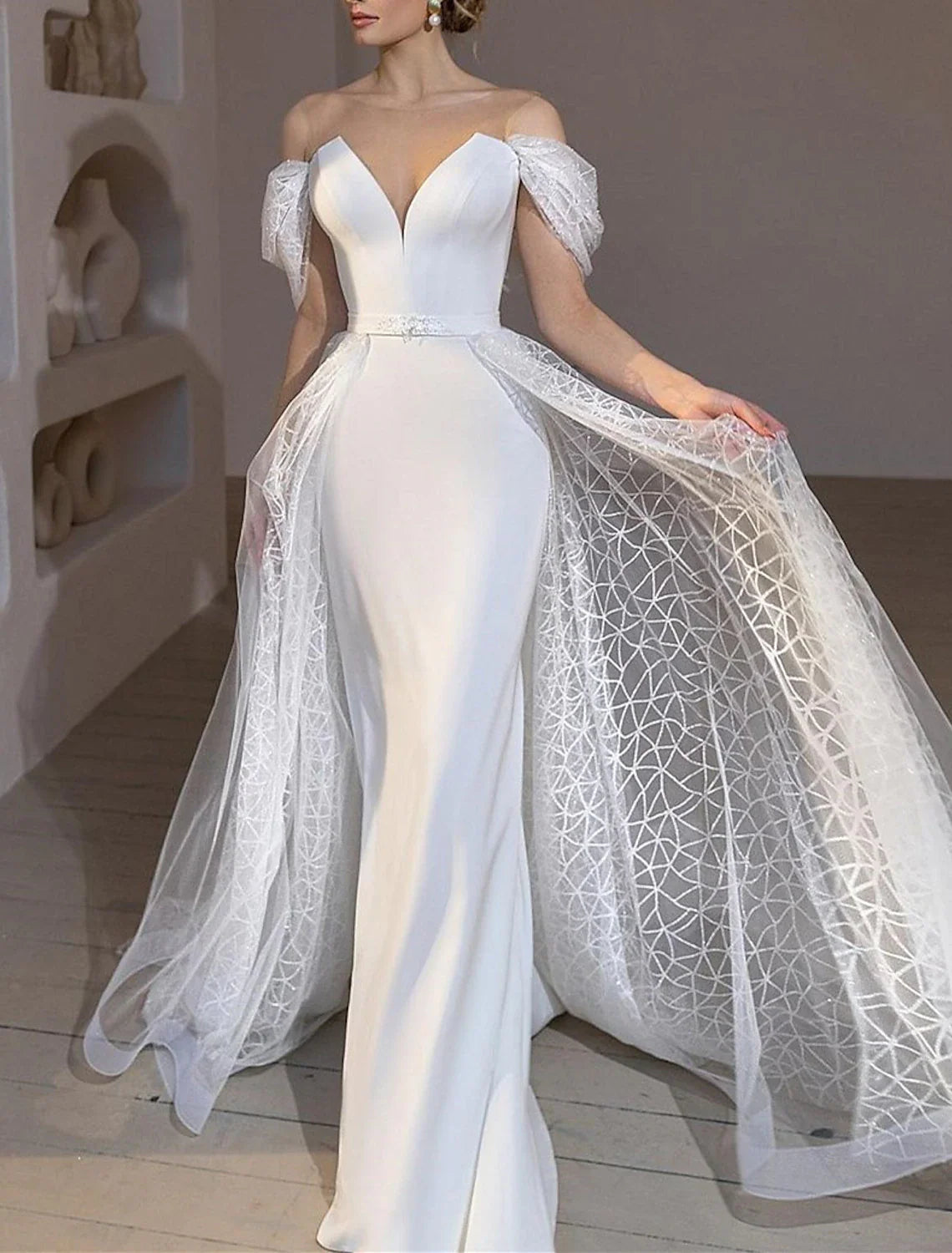 Beach Glitter & Sparkle Wedding Dresses Mermaid / Trumpet Off Shoulder Cap Sleeve Court Train Satin Bridal Gowns With Solid Color Chic Wedding Gown