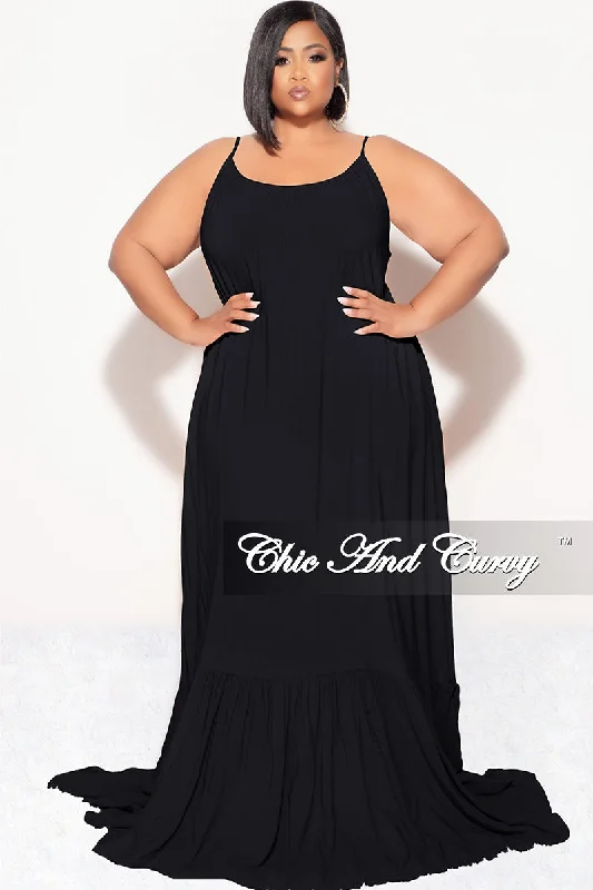 Final Sale Plus Size Maxi Dress with Spaghetti Straps in Black Clubbing maxi dresses