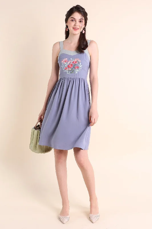 MADEBYNM LEILA FLORAL EMBROIDERY A-LINE DRESS IN PERIWINKLE LILAC Designer floral dresses