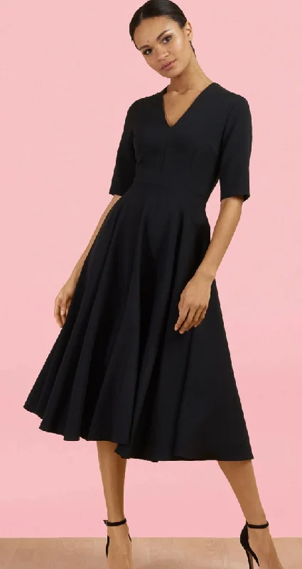 Lisa black Dress Vintage unclassified dresses